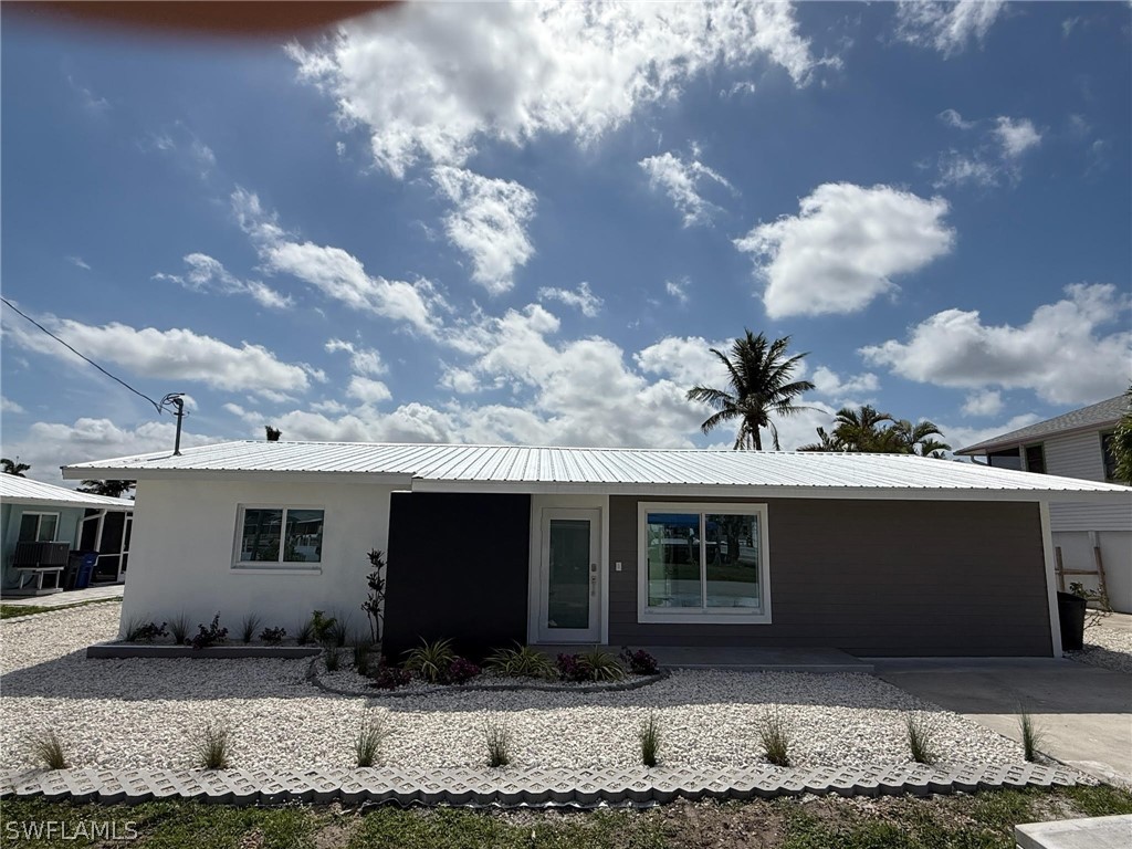 2823 Janet Street Matlacha FL 33993 226011491 image1
