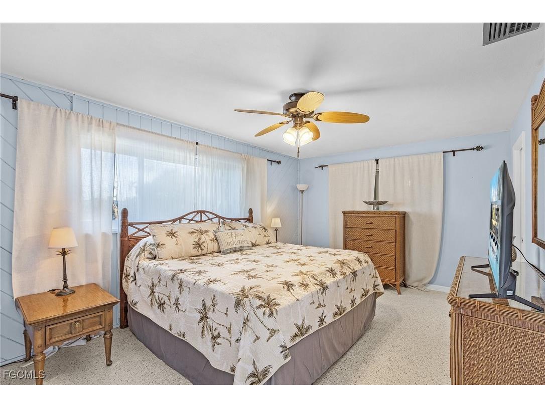 2823 SE 18th Avenue Cape Coral FL 33904 2025012342 image24