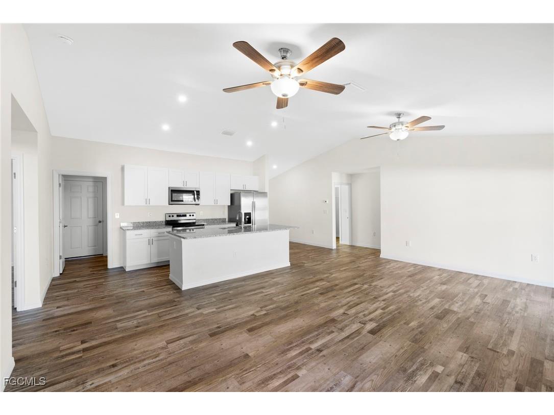 2824 NE 2nd Avenue Cape Coral FL 33909 2026000640 image20