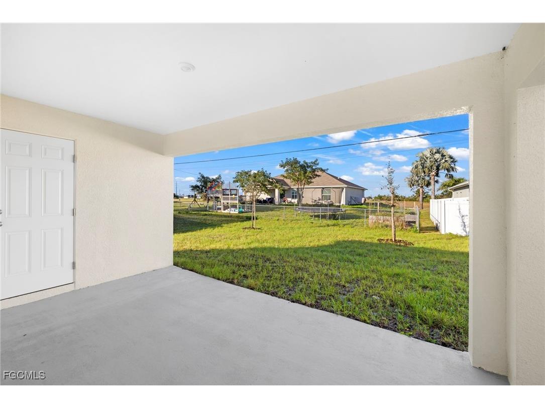 2824 NE 2nd Avenue Cape Coral FL 33909 2026000640 image24