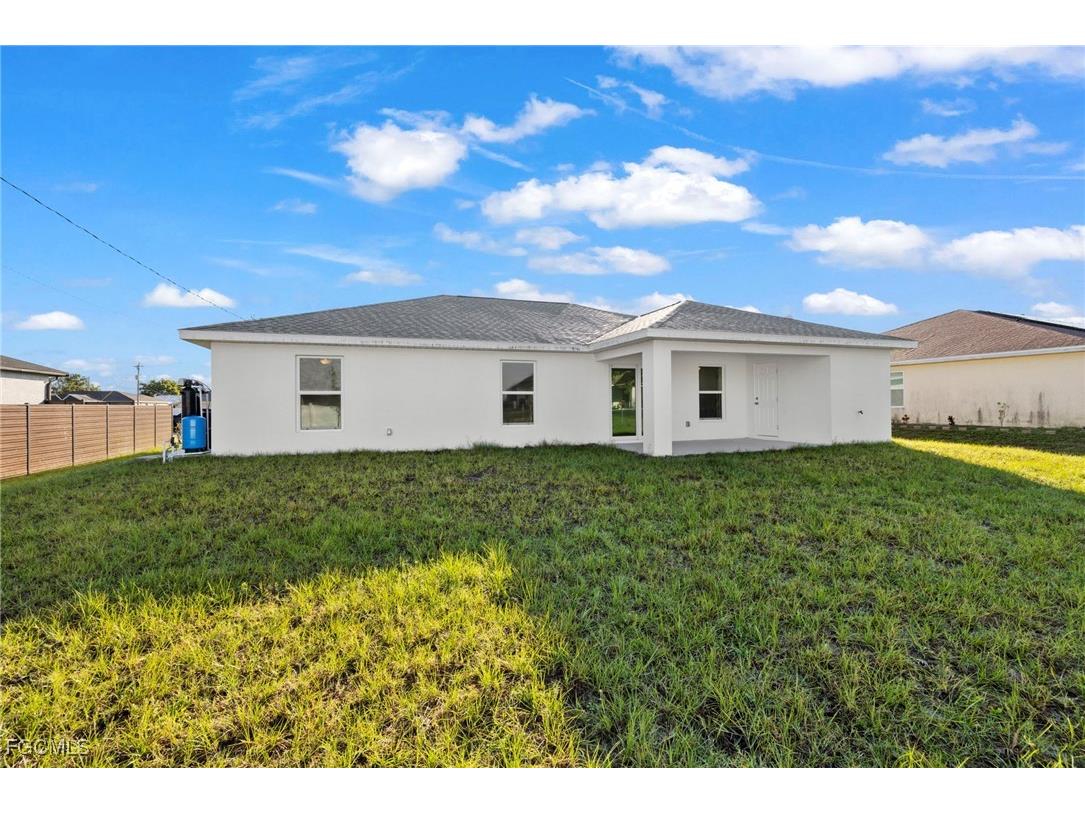 2824 NE 2nd Avenue Cape Coral FL 33909 2026000640 image26