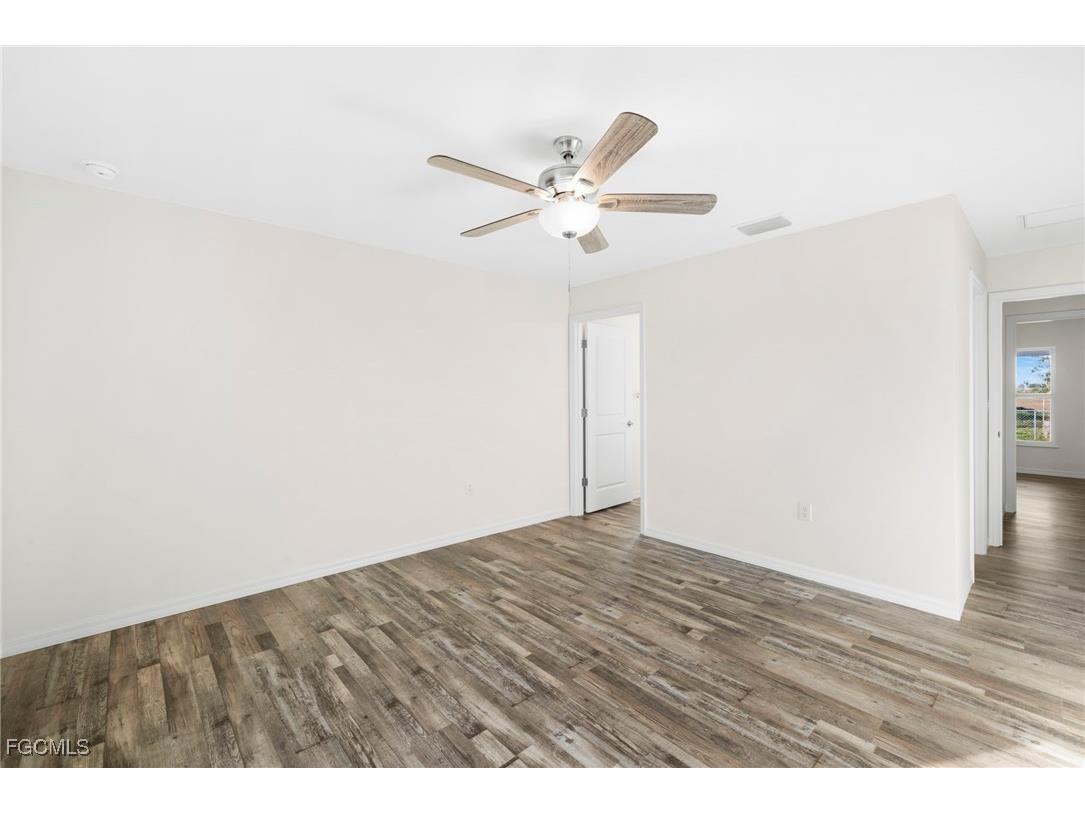 2824 NE 2nd Avenue Cape Coral FL 33909 2026000640 image7