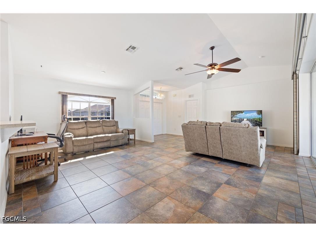 2824 NW 27th Avenue Cape Coral FL 33993 2026015046 image7