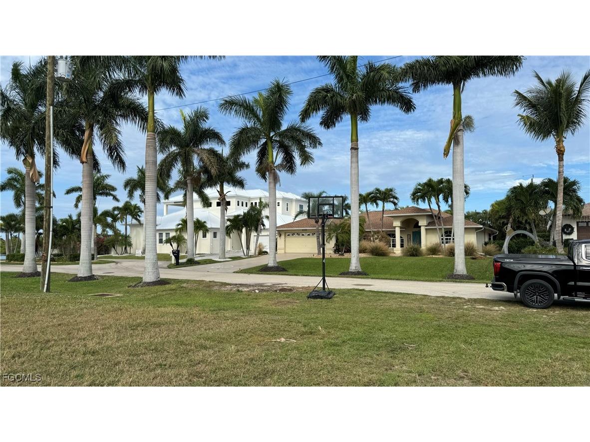 2824 SW 42nd Lane Cape Coral FL 33914 2025011217 image10