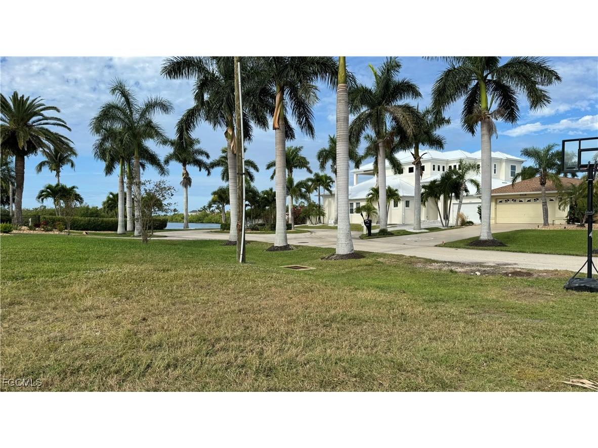 2824 SW 42nd Lane Cape Coral FL 33914 2025011217 image6