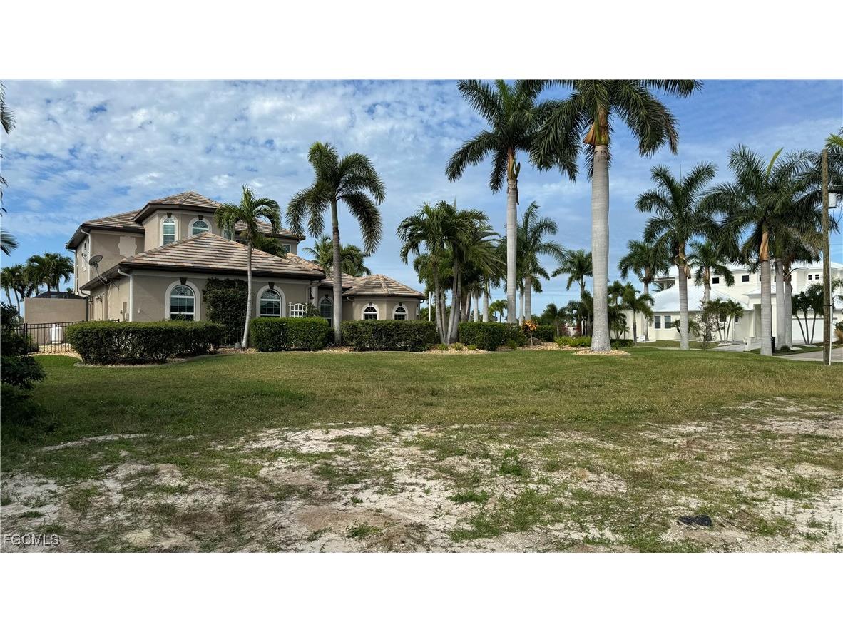 2824 SW 42nd Lane Cape Coral FL 33914 2025011217 image9