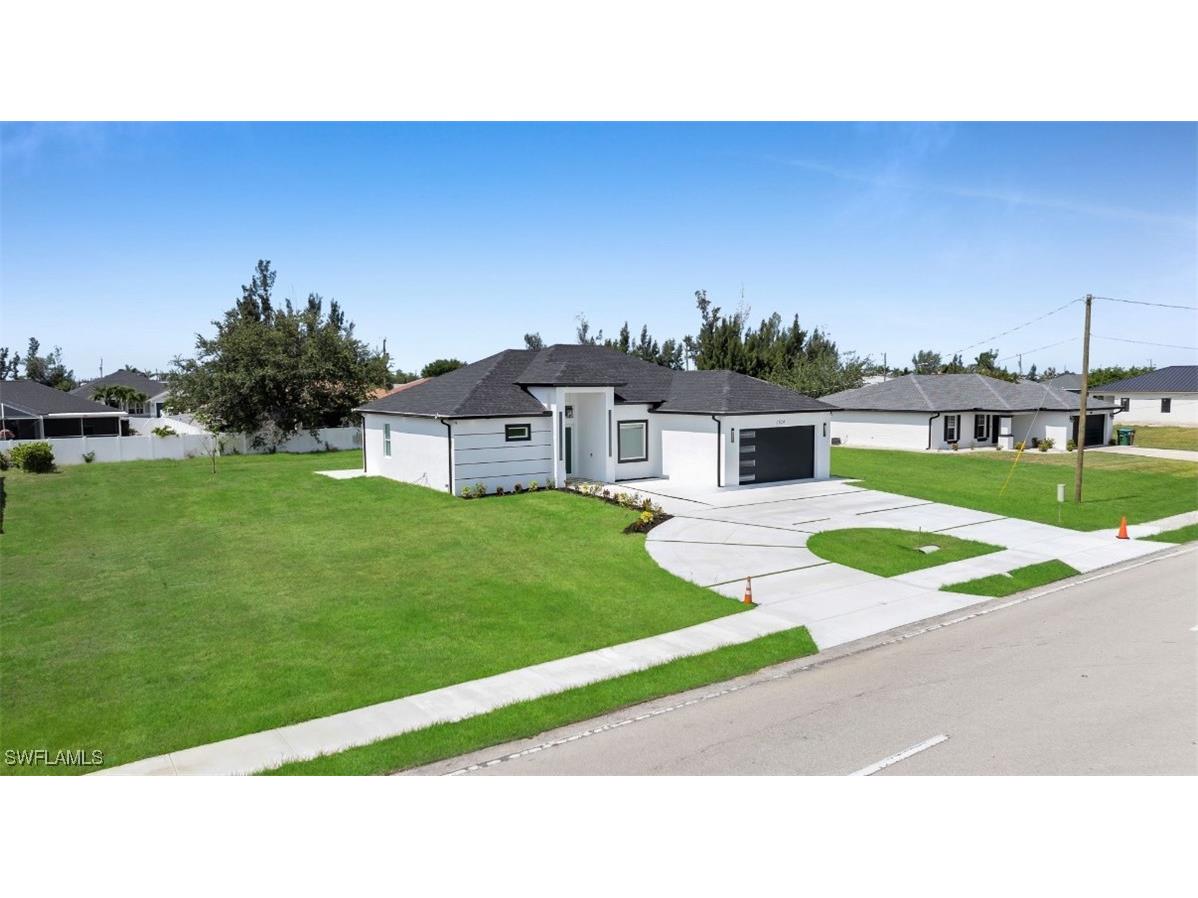 2824 Tropicana Parkway W Cape Coral FL 33993 225058065 image1