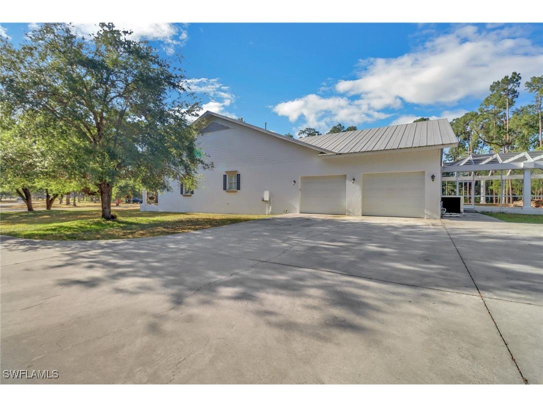 2825 Jenkins Way Naples FL 34117 225045028 image41