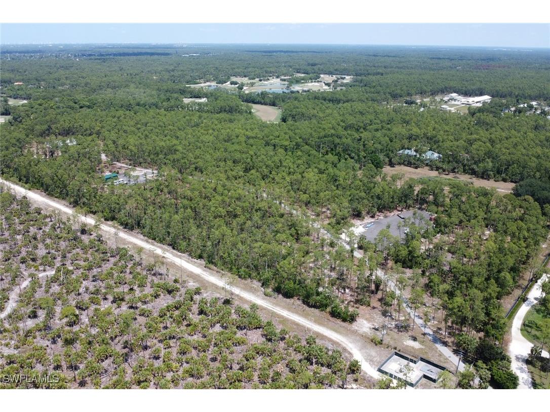 2825 Jenkins Way Naples FL 34117 225045028 image42