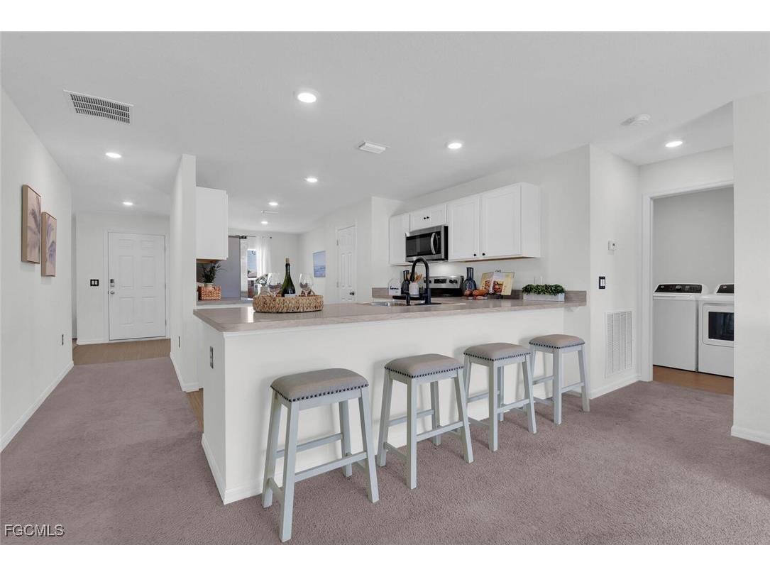 2825 NW 8th Place Cape Coral FL 33993 2025005051 image5