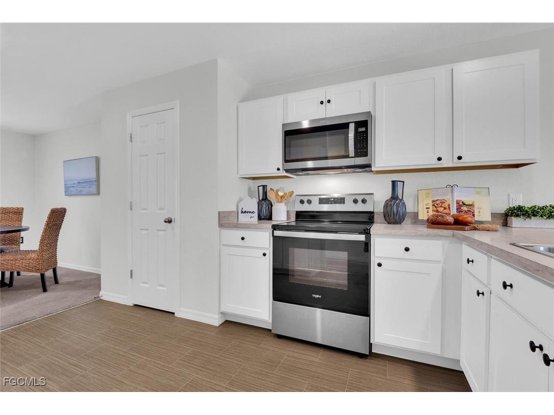 2825 NW 8th Place Cape Coral FL 33993 2025005051 image9