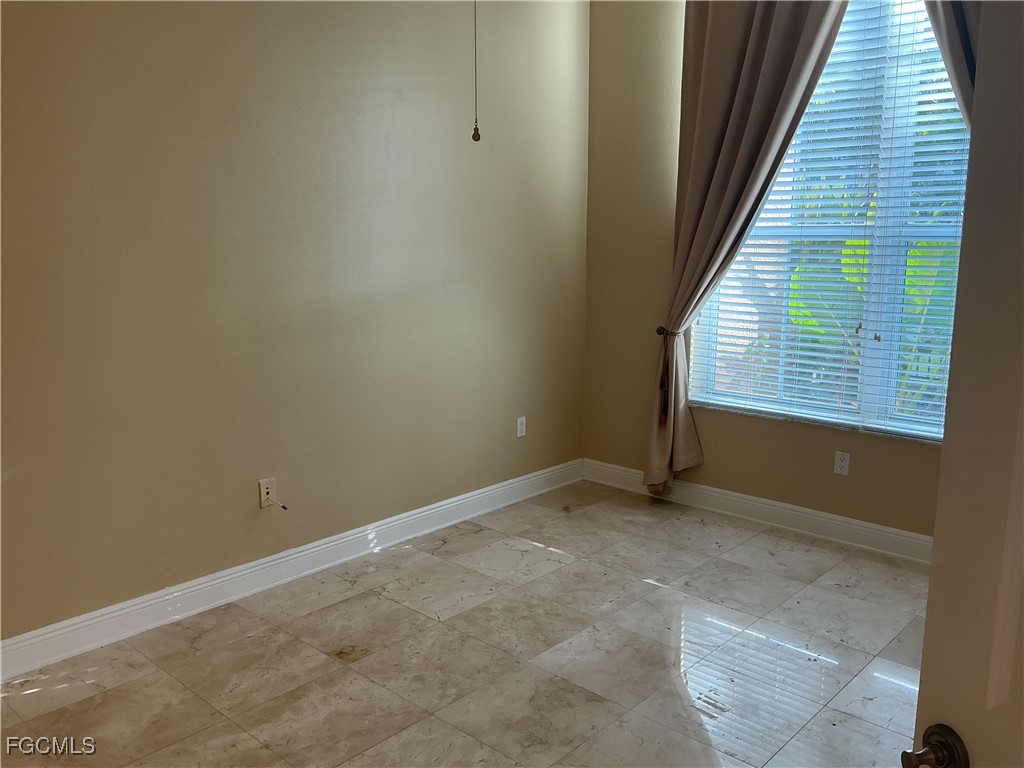 2825 Palm Beach Boulevard #118 Fort Myers FL 33916 224098163 image29
