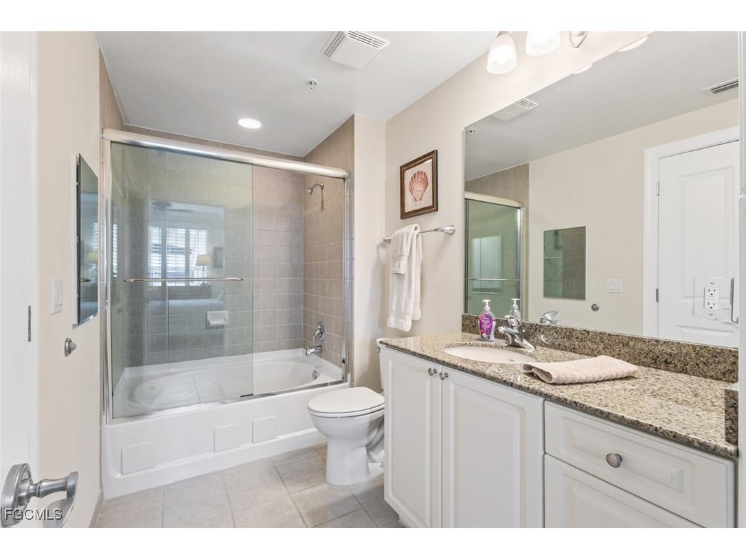 2825 Palm Beach Boulevard #203 Fort Myers FL 33916 2025016129 image20