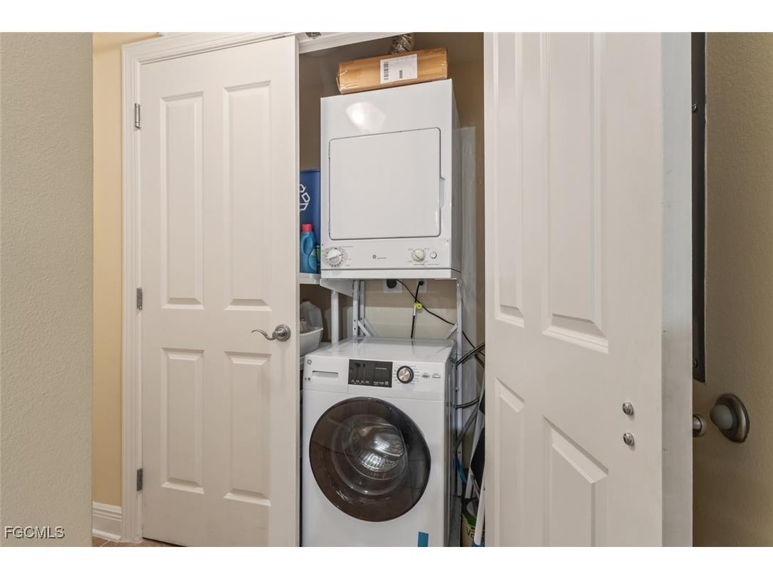 2825 Palm Beach Boulevard #203 Fort Myers FL 33916 2025016129 image21