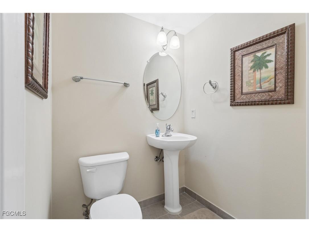 2825 Palm Beach Boulevard #203 Fort Myers FL 33916 2025016129 image22
