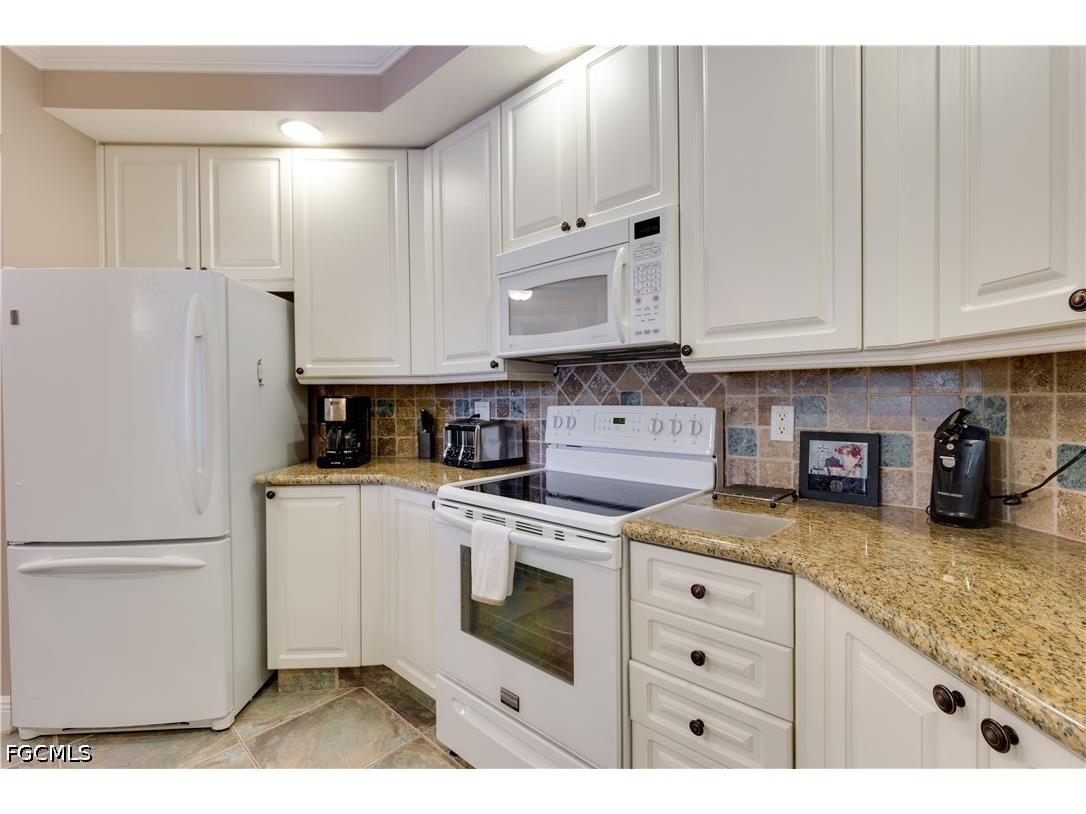 2825 Palm Beach Boulevard #308 Fort Myers FL 33916 2026027743 image11