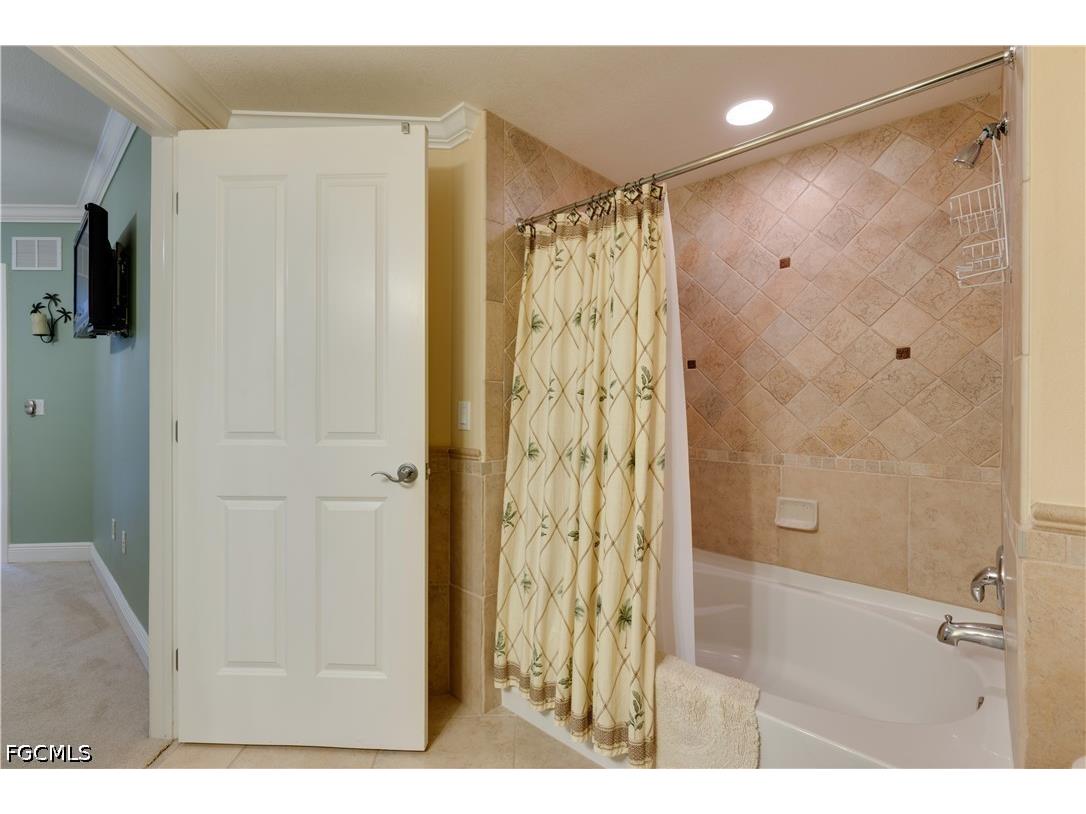 2825 Palm Beach Boulevard #308 Fort Myers FL 33916 2026027743 image24
