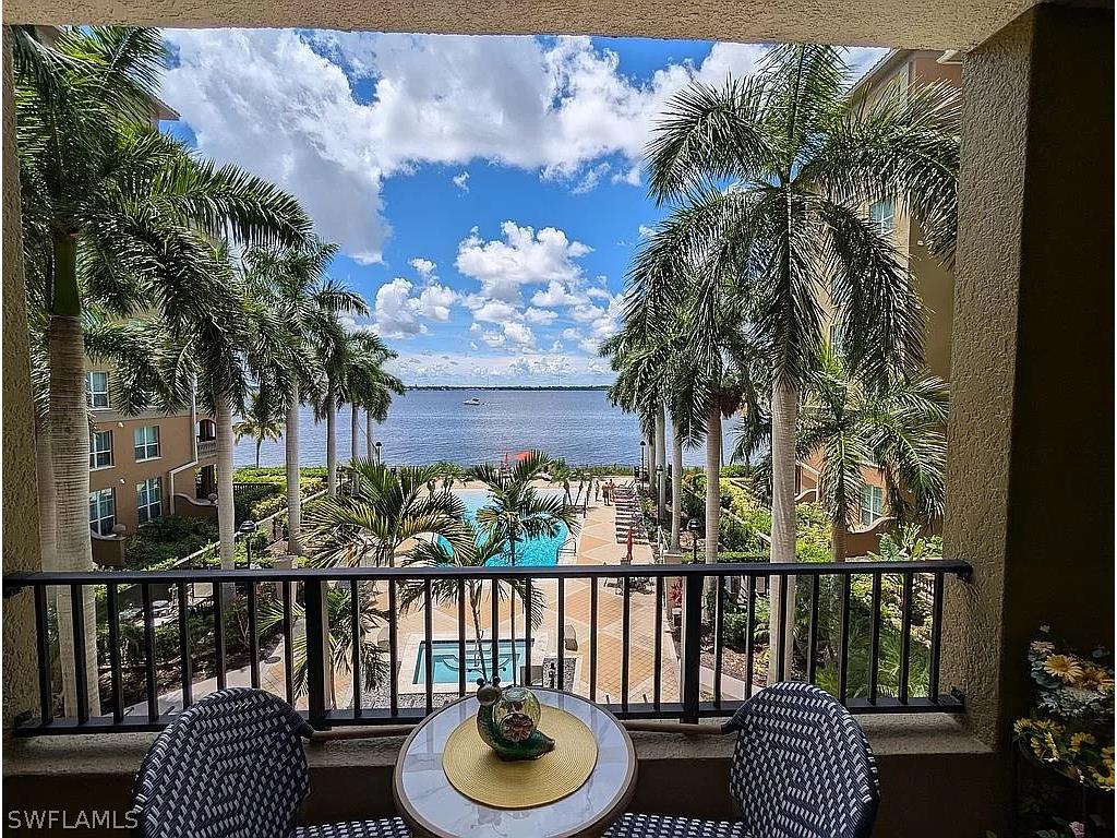 2825 Palm Beach Boulevard #311 Fort Myers FL 33916 224056587 image1