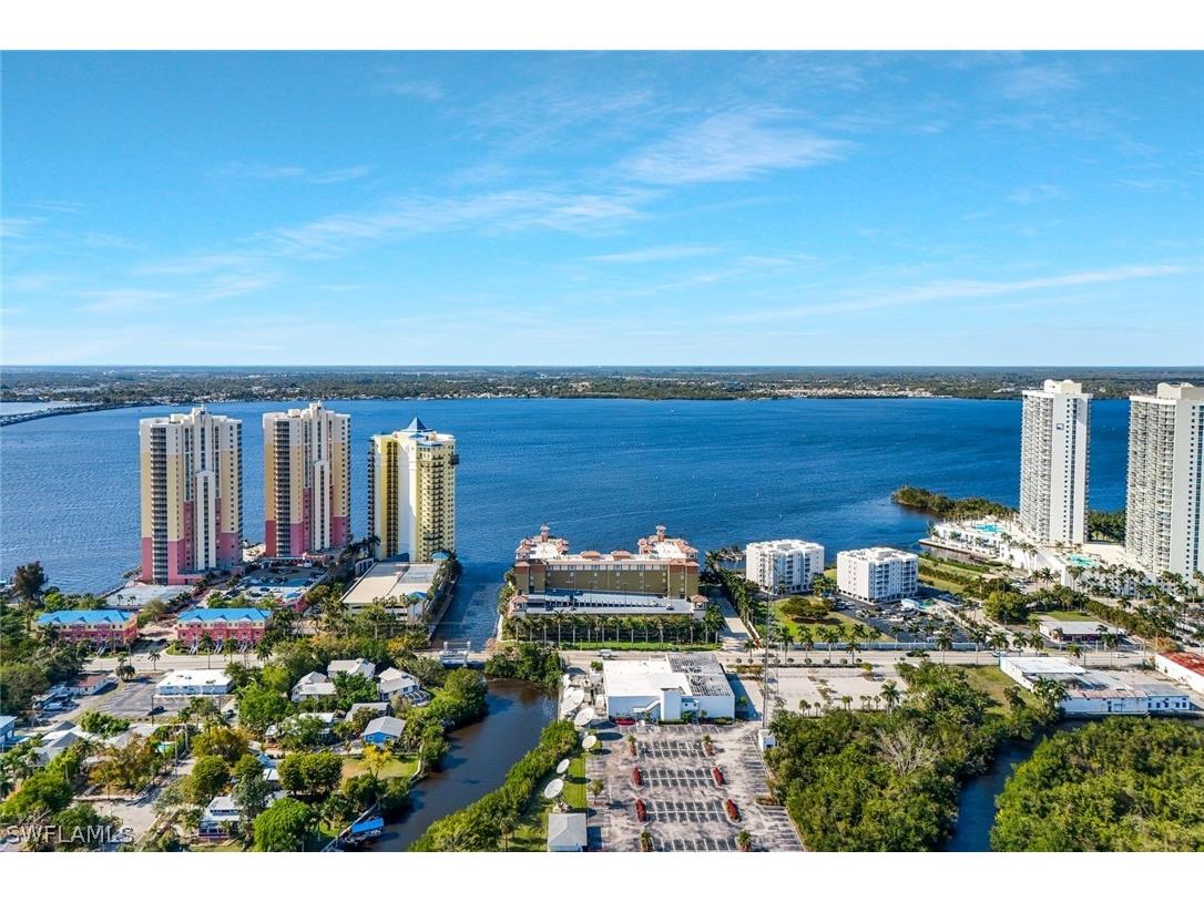 2825 Palm Beach Boulevard #316 Fort Myers FL 33916 226012046 image1