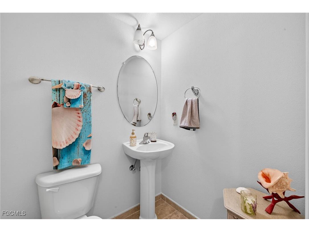 2825 Palm Beach Boulevard #317 Fort Myers FL 33916 2025022578 image20