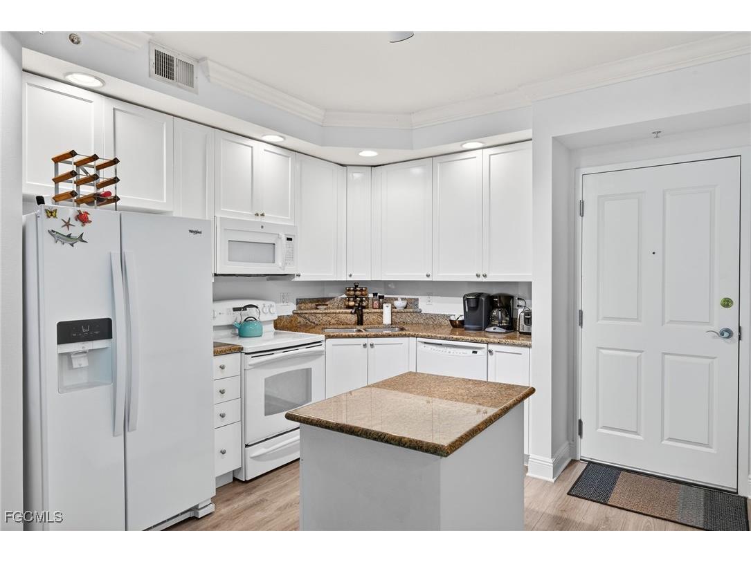 2825 Palm Beach Boulevard #317 Fort Myers FL 33916 2025022578 image7