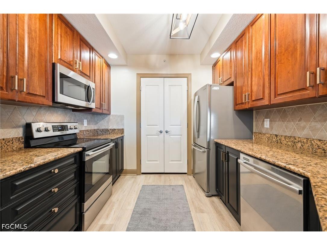 2825 Palm Beach Boulevard #401 Fort Myers FL 33916 2026019502 image13