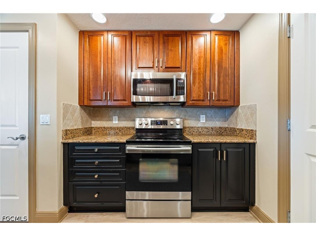 2825 Palm Beach Boulevard #401 Fort Myers FL 33916 2026019502 image14