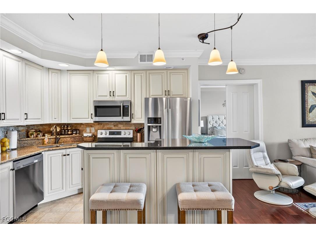 2825 Palm Beach Boulevard #409 Fort Myers FL 33916 2026012295 image6