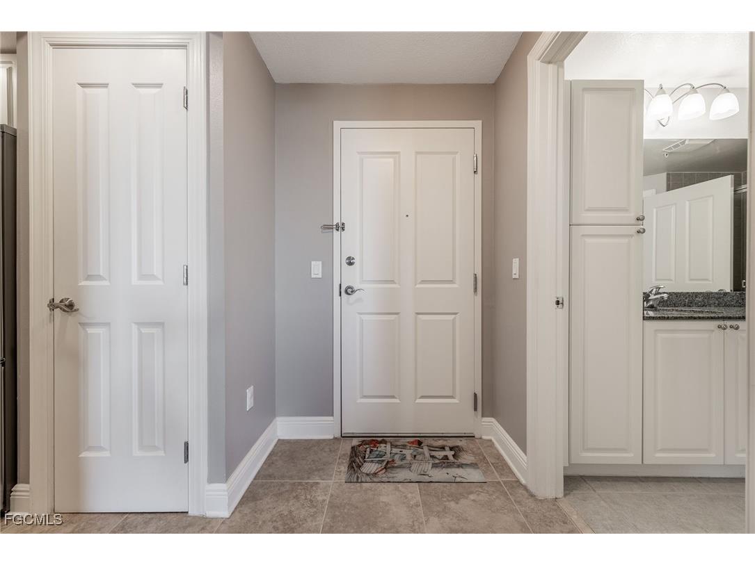 2825 Palm Beach Boulevard #513 Fort Myers FL 33916 2025022048 image5