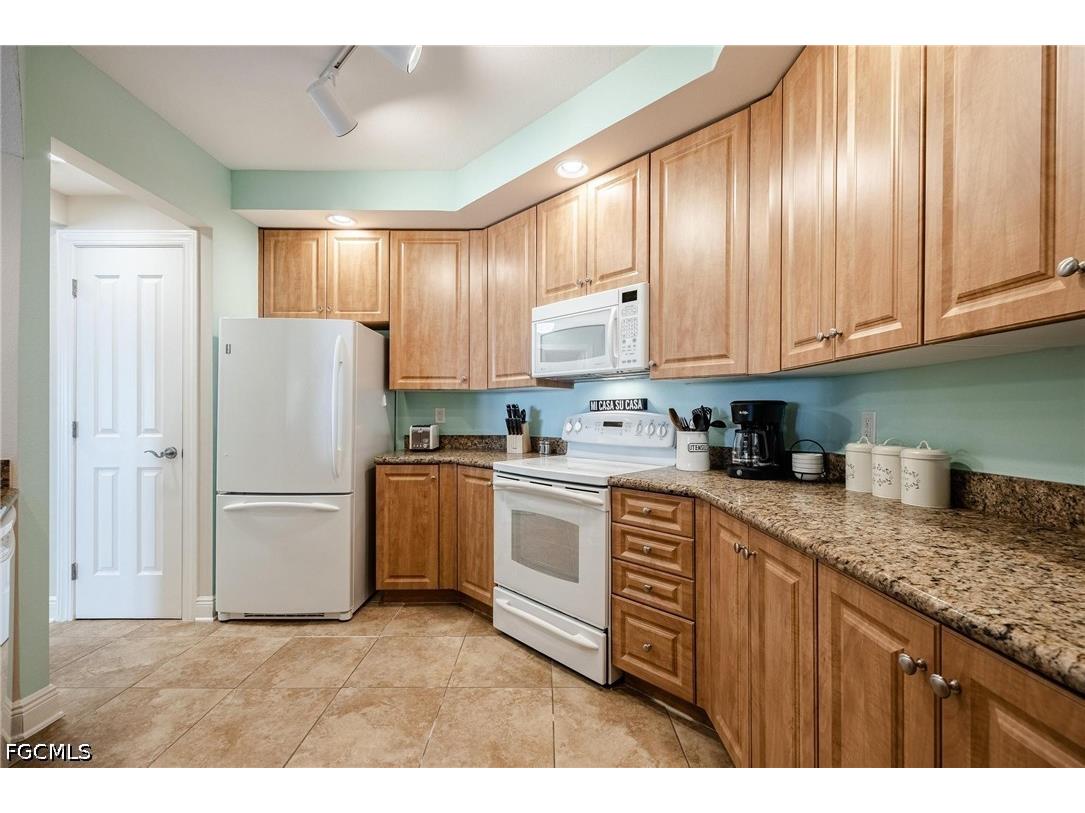 2825 Palm Beach Boulevard #608 Fort Myers FL 33916 2026017363 image9