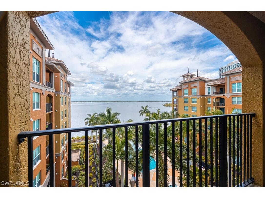 2825 Palm Beach Boulevard #609 Fort Myers FL 33916 224041196 image1