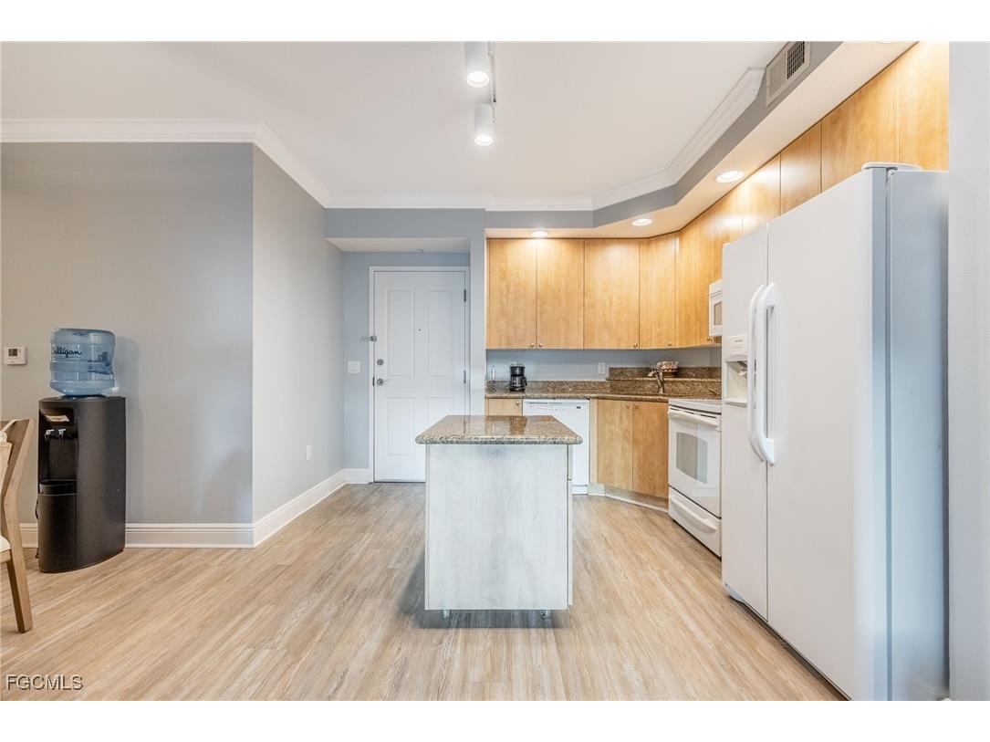 2825 Palm Beach Boulevard #615 Fort Myers FL 33916 2025021092 image7