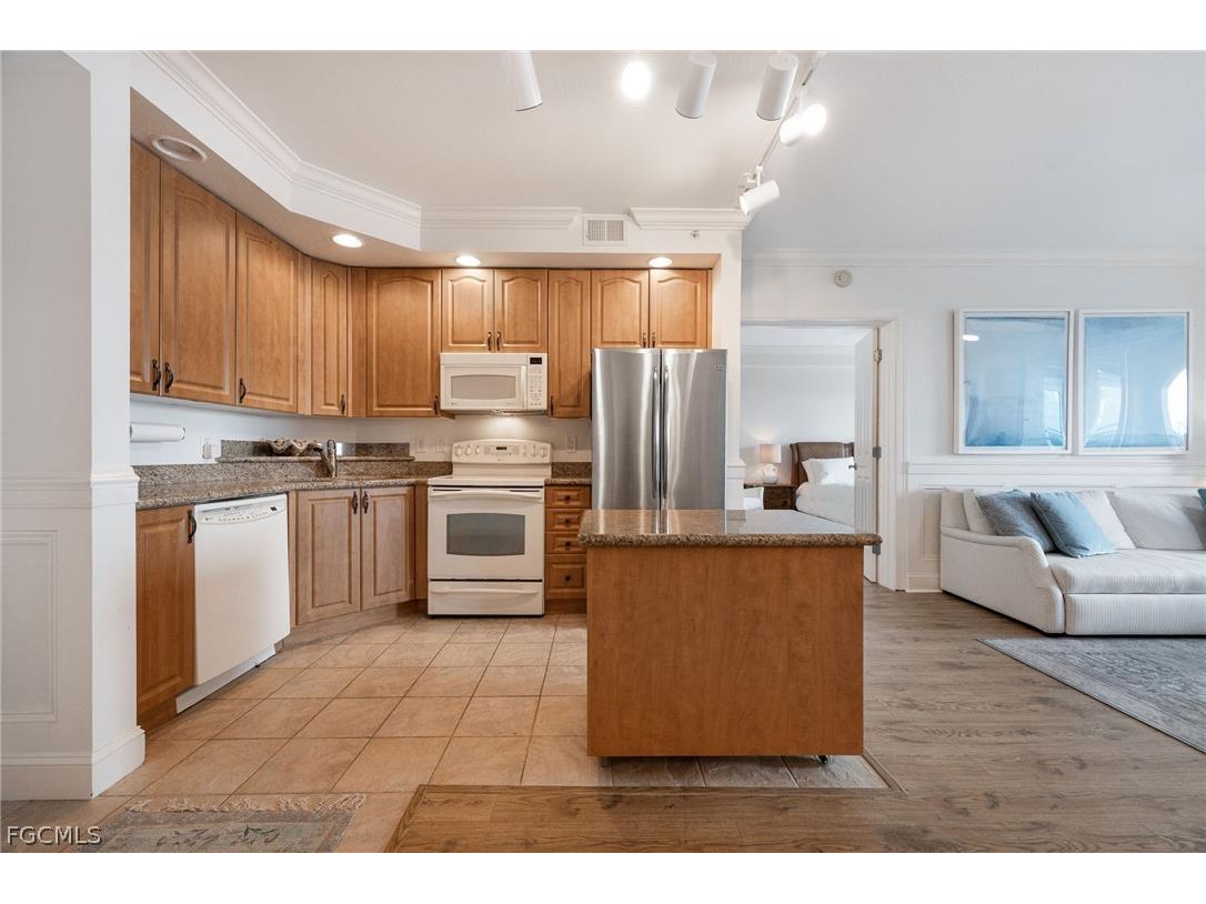 2825 Palm Beach Boulevard #618 Fort Myers FL 33916 2026013529 image6