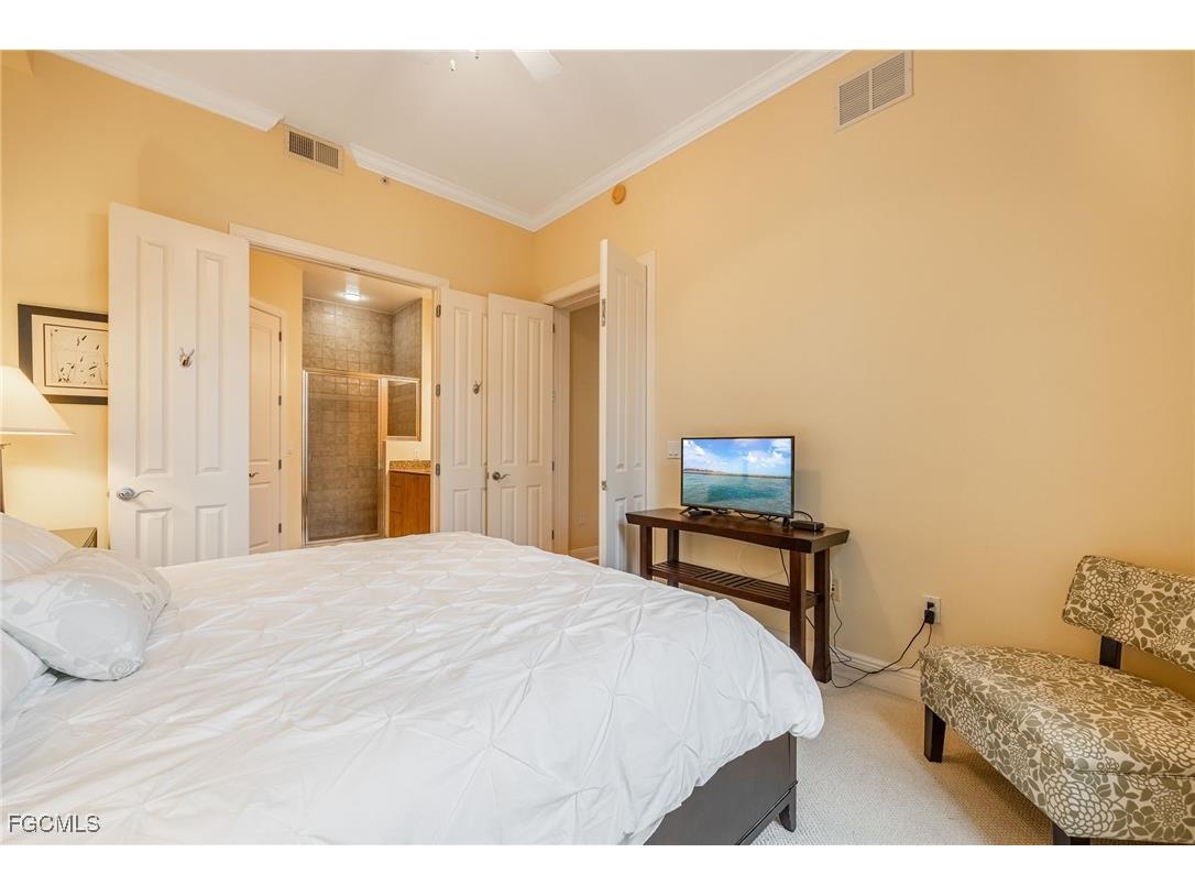 2825 Palm Beach Boulevard #706 Fort Myers FL 33916 2025004980 image28