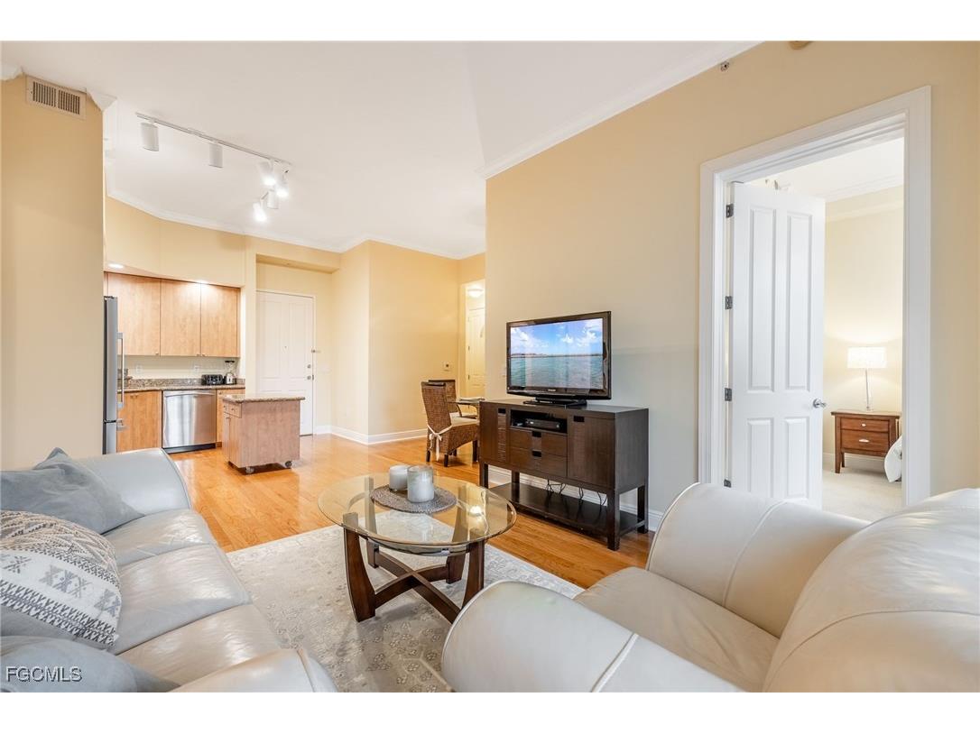 2825 Palm Beach Boulevard #706 Fort Myers FL 33916 2025004980 image9