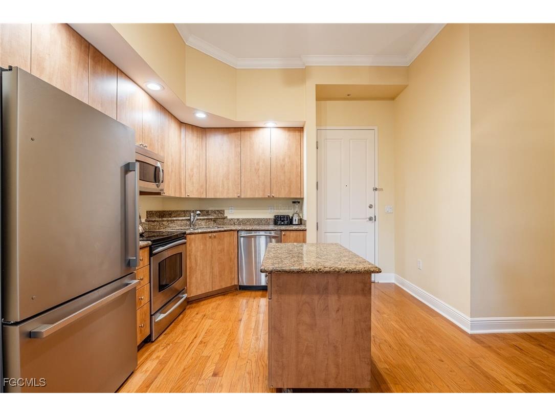 2825 Palm Beach Boulevard #706 Fort Myers FL 33916 2025015610 image13