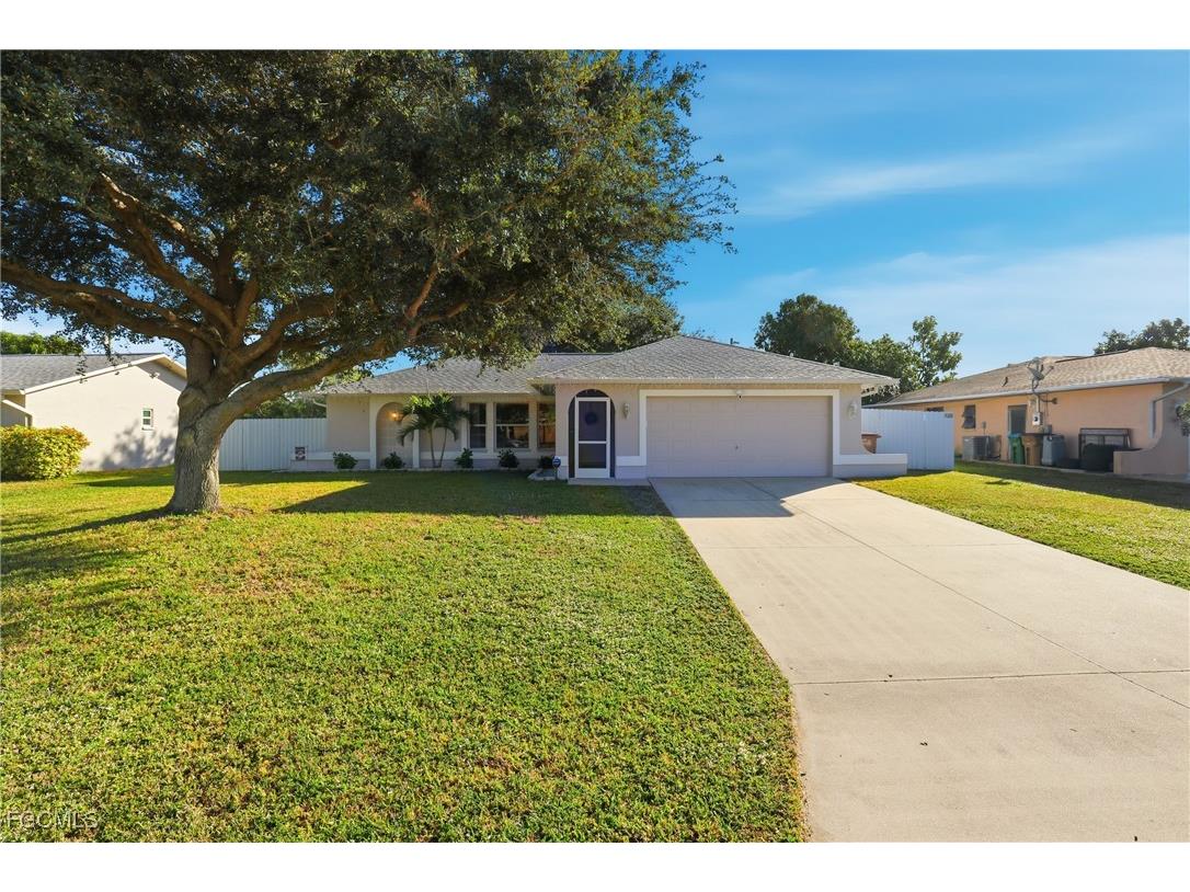 2825 SE 8th Place Cape Coral FL 33904 2025025362 image1