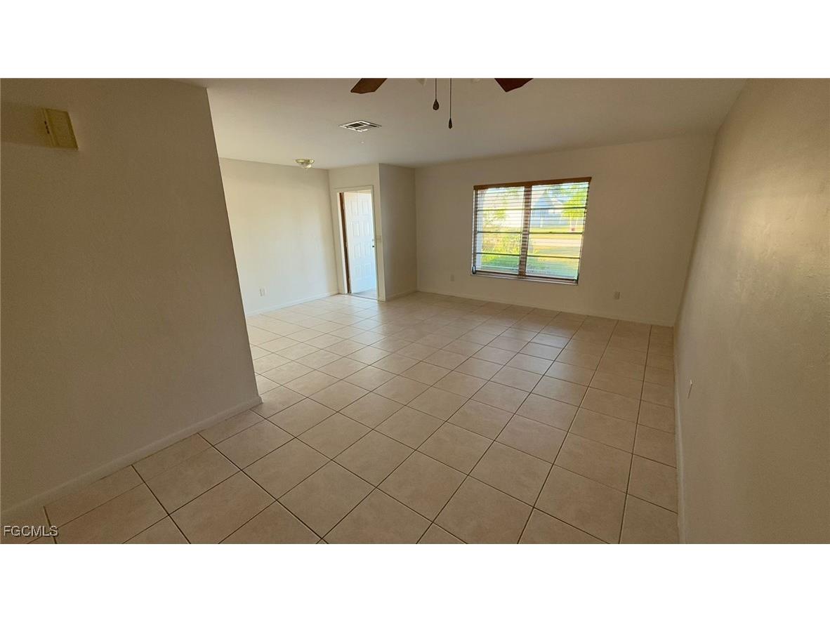 2825 SW Santa Barbara Place #P Cape Coral FL 33914 2025018898 image7