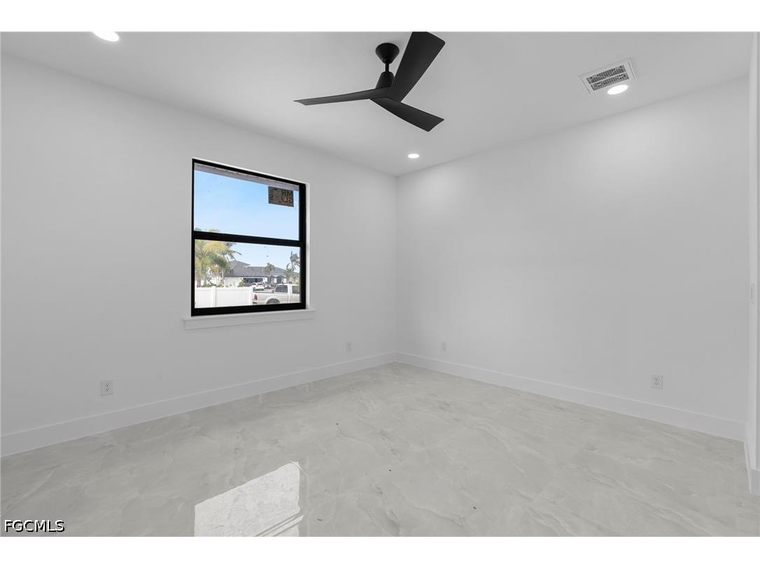 2826 NW 42nd Avenue Cape Coral FL 33993 2026018602 image18