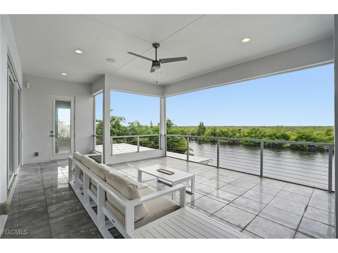2826 SW 44th Terrace Cape Coral FL 33914 2025018027 image30