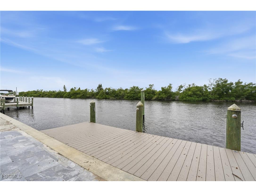 2826 SW 44th Terrace Cape Coral FL 33914 2025018027 image39