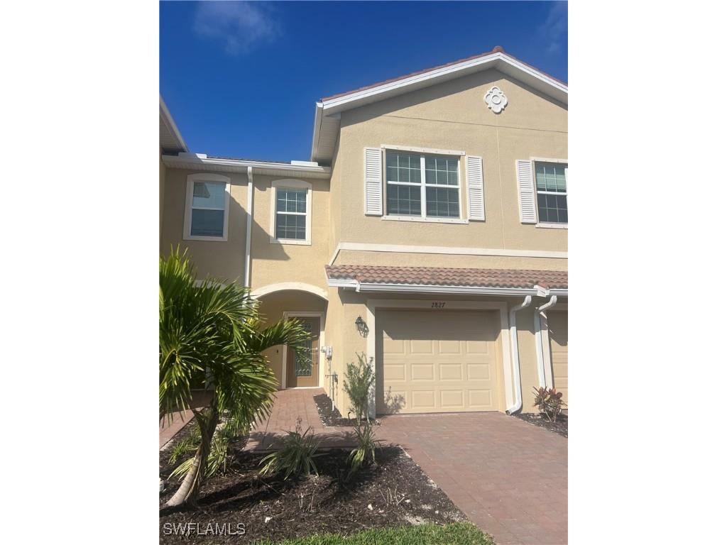 2827 Blossom Way Naples FL 34120 225068261 image1