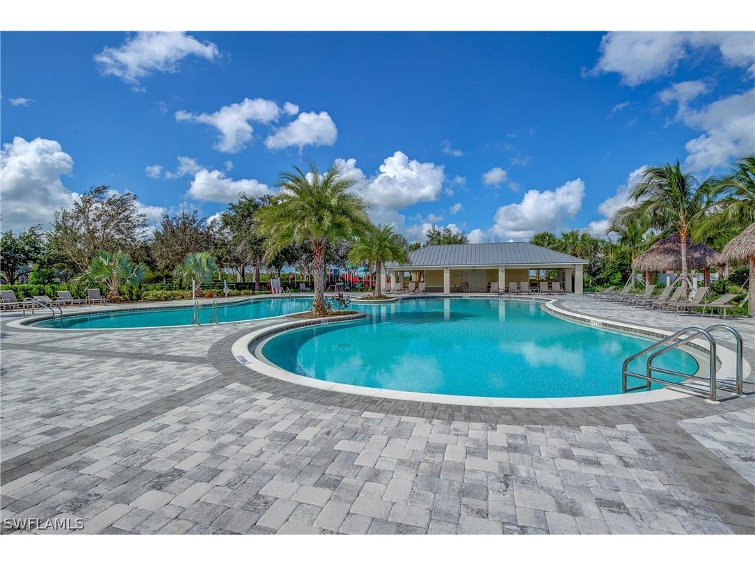 2827 Blossom Way Naples FL 34120 226007728 image22