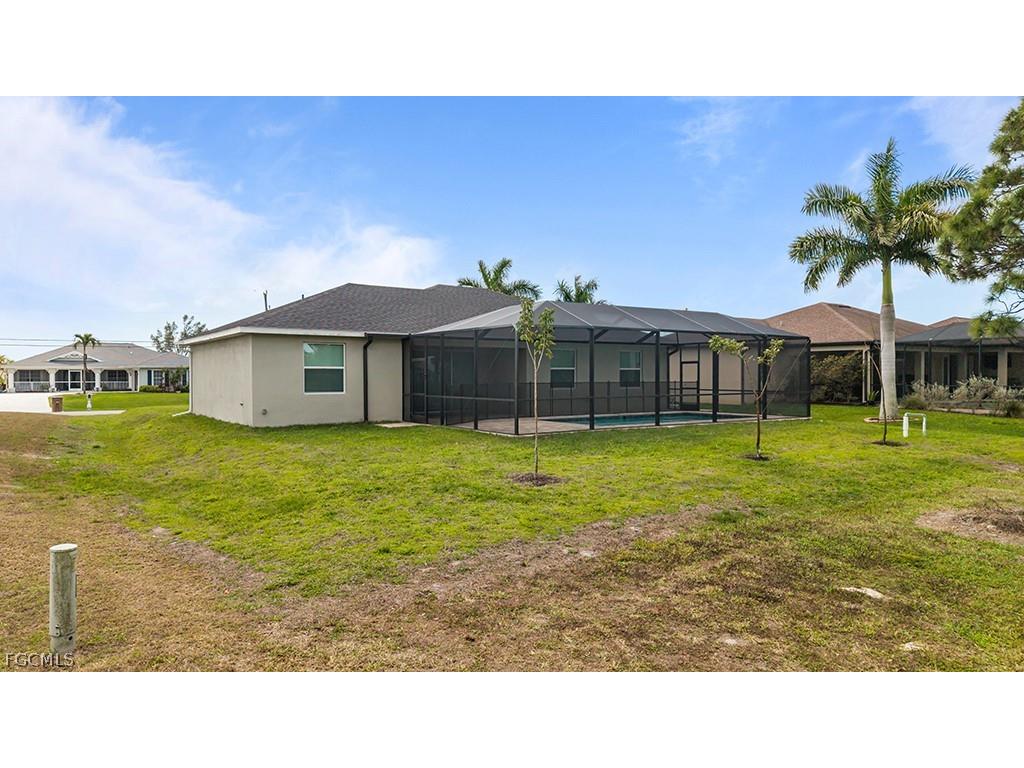 2827 NW 14th Terrace Cape Coral FL 33993 2025025323 image33