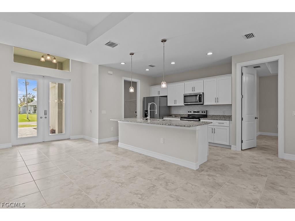 2827 NW 14th Terrace Cape Coral FL 33993 2025025323 image34
