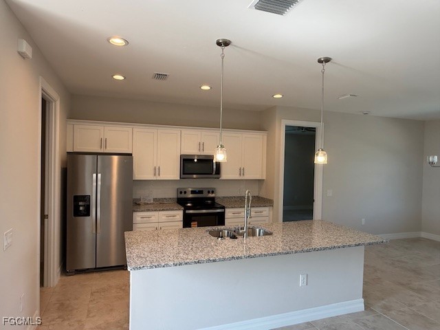 2827 NW 14th Terrace Cape Coral FL 33993 2025025323 image4