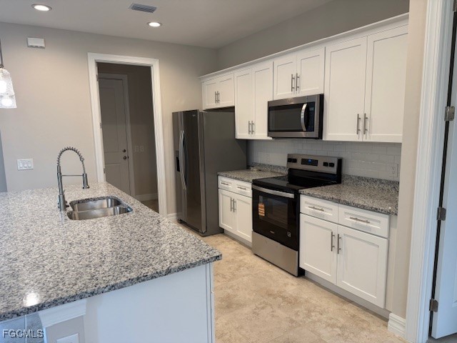 2827 NW 14th Terrace Cape Coral FL 33993 2025025323 image6