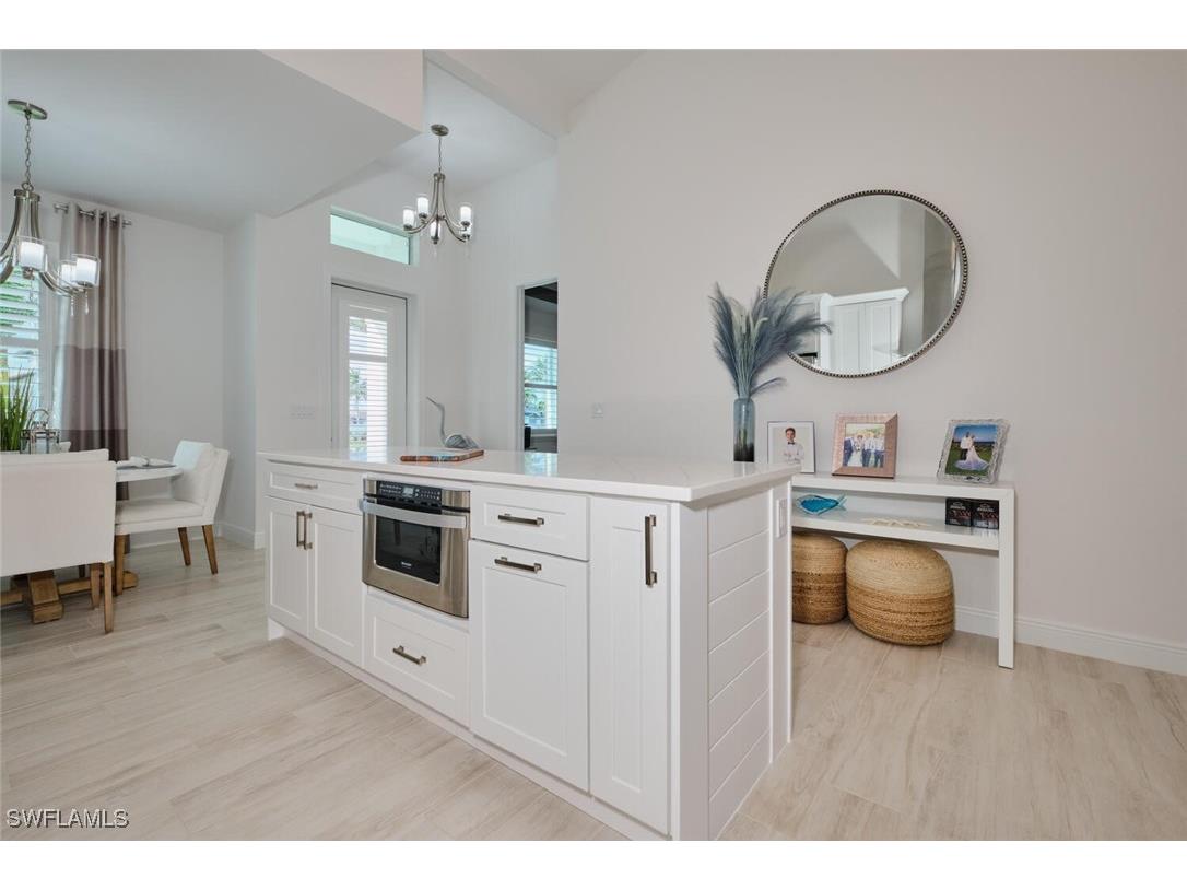 2827 NW 42nd Place Cape Coral FL 33993 225001139 image1