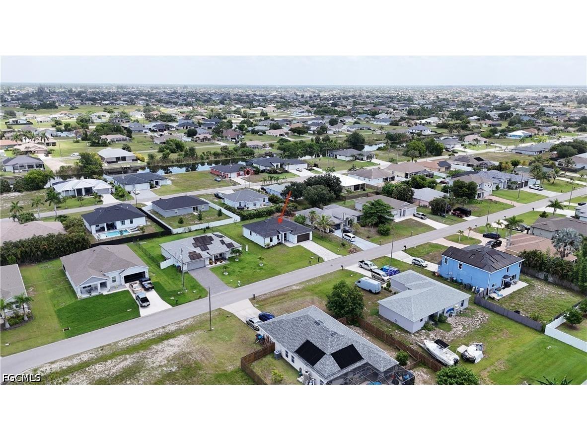 2827 SW 2nd Lane Cape Coral FL 33991 2026028077 image2