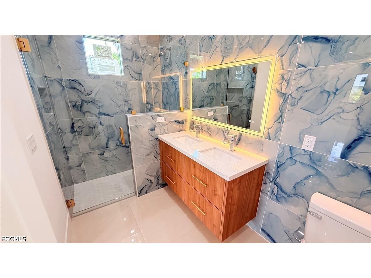 2827 SW 2nd Lane Cape Coral FL 33991 2026028077 image20